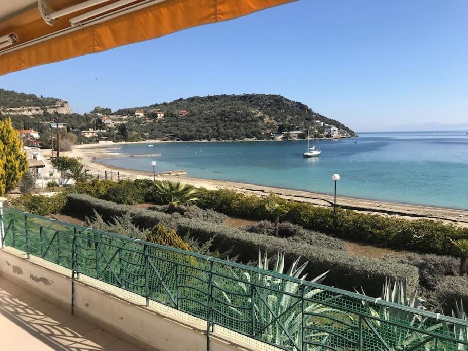 Golden Coast Panagias Apartment Volos Luaran gambar