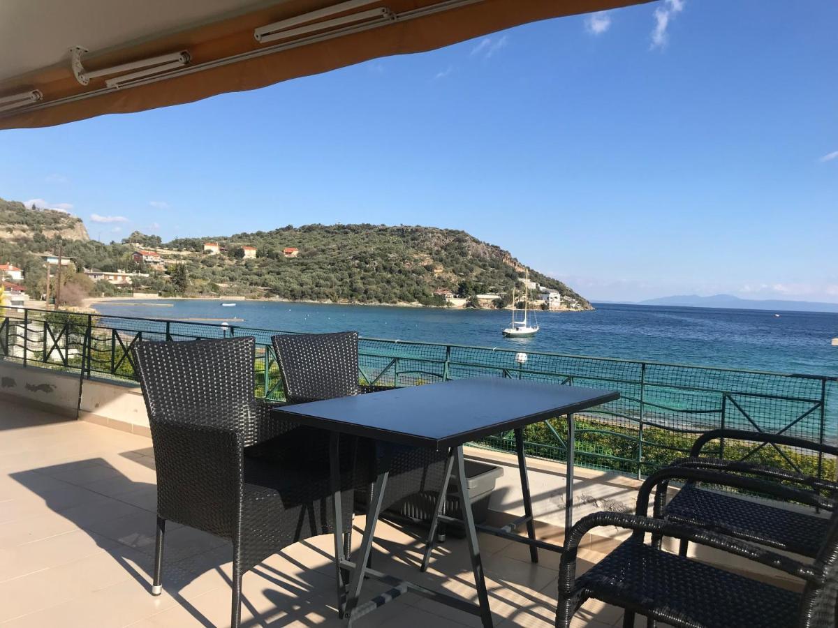 Golden Coast Panagias Apartment Volos Luaran gambar