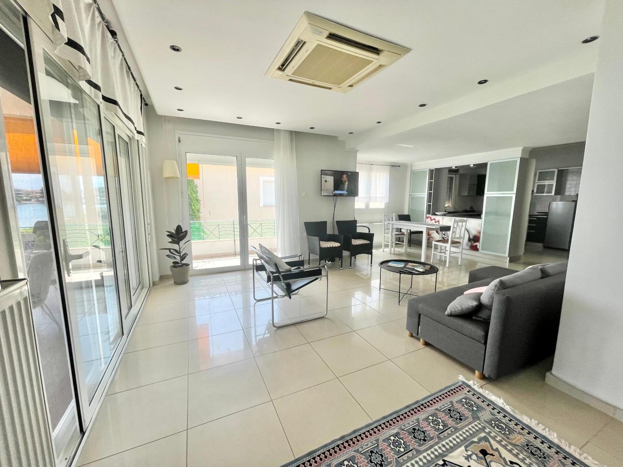 Golden Coast Panagias Apartment Volos Luaran gambar